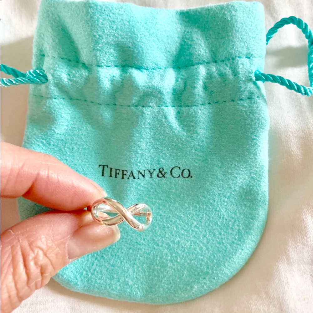 Tiffany & Co. Infinity Ring 5